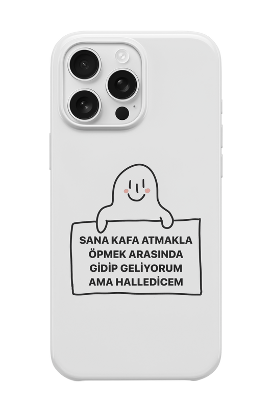 Kafa Atmak Ve Öpmek Telefon Kılıfı